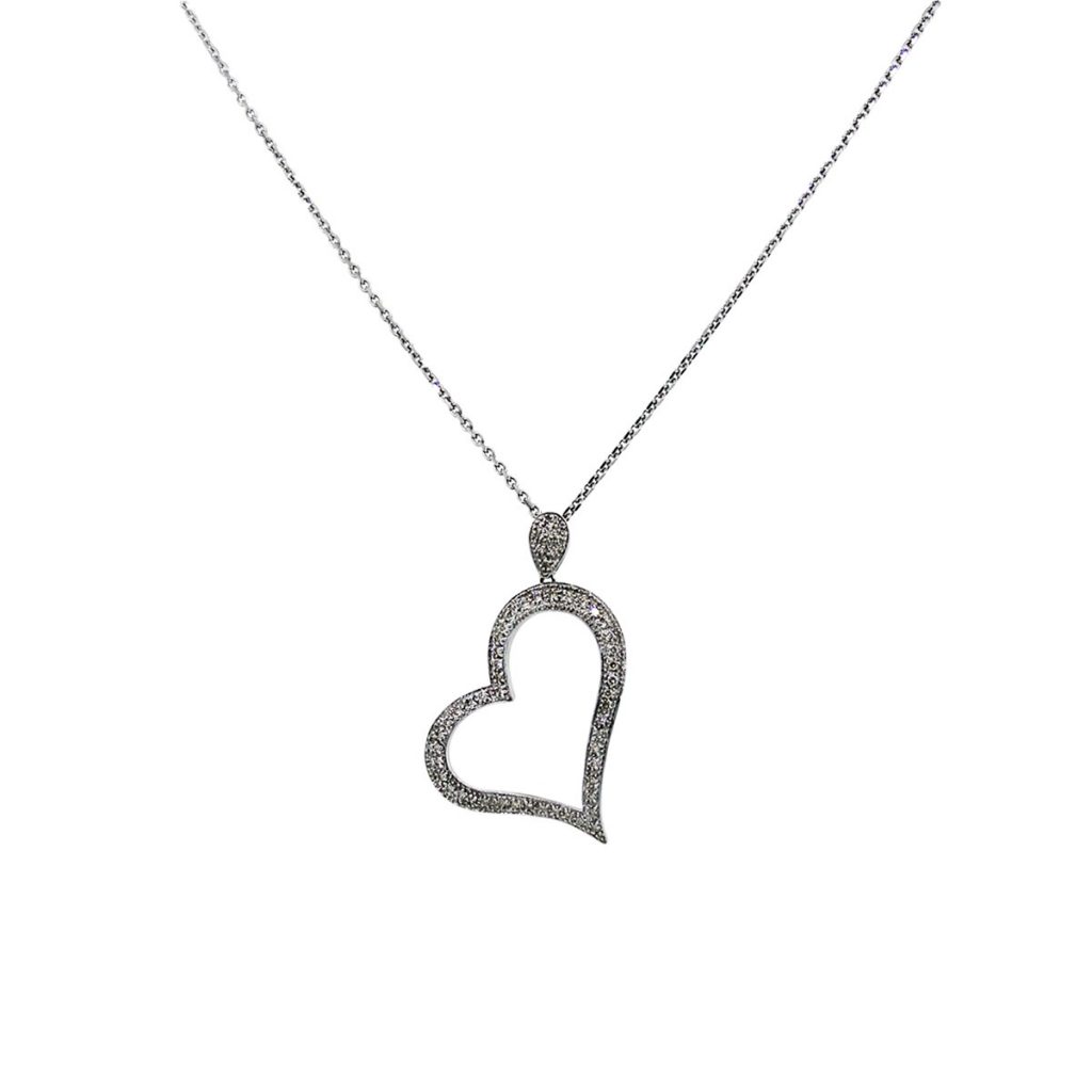 Heart necklace with dimaonds