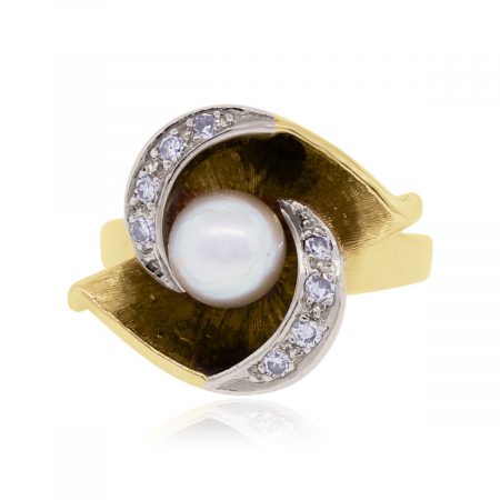 14k yellow gold pearl diamond ring