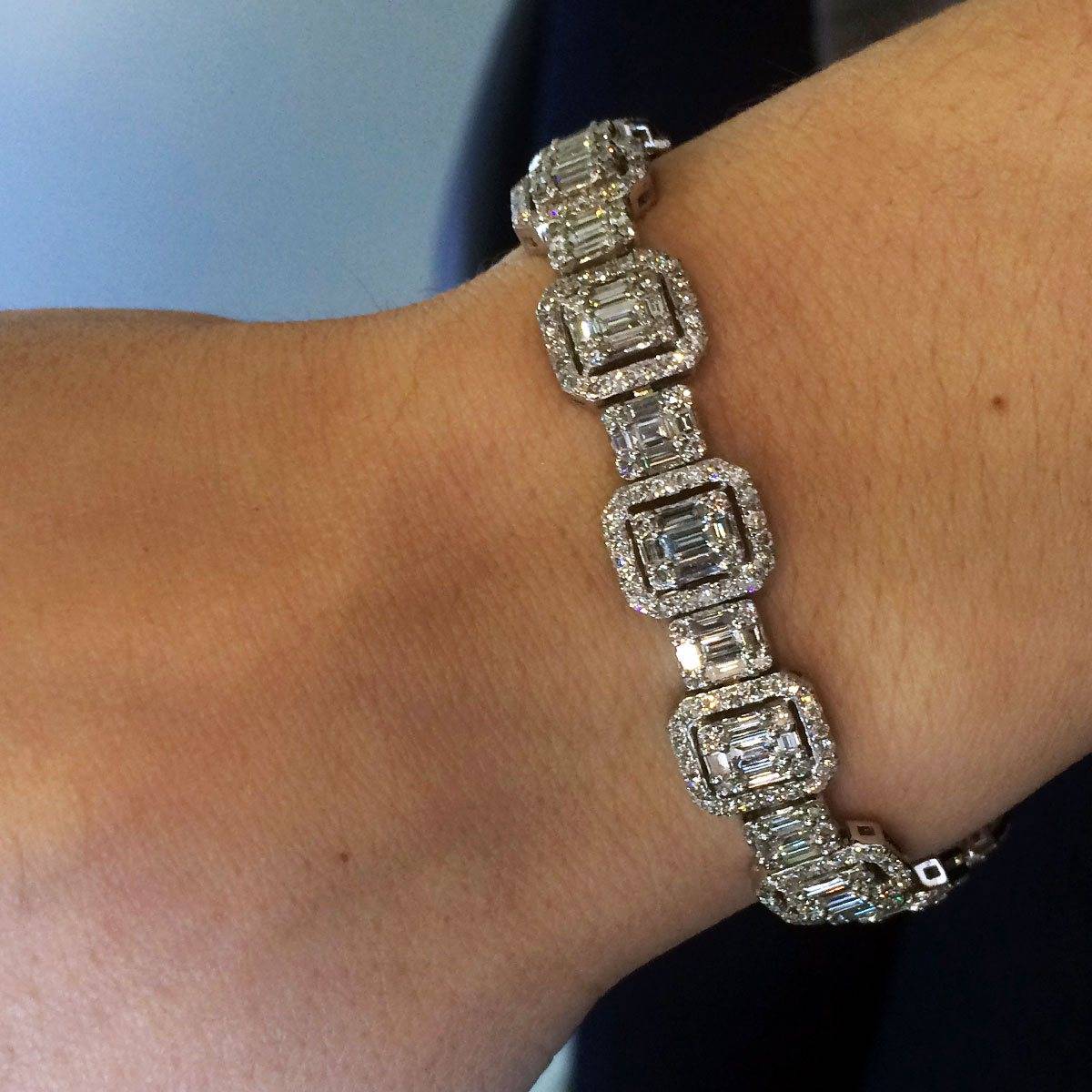 18k White Gold 8.59ctw Round & Baguette Diamond Bracelet