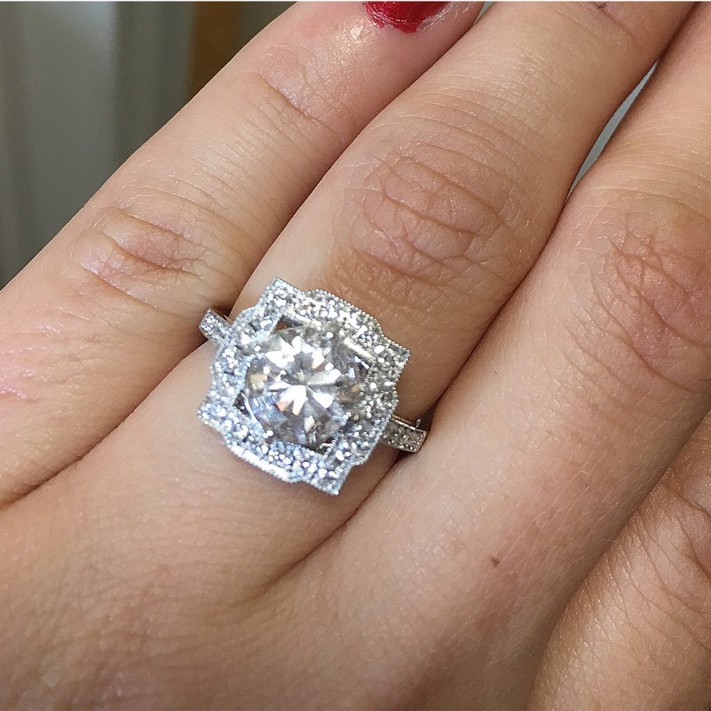 Platinum 0.37ctw Diamond Vintage Style Engagement Ring