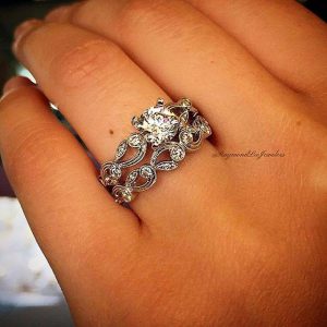 Floral Engagement Ring and Wedding band