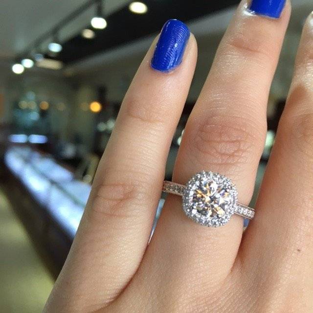 Tacori full bloom on sale engagement ring