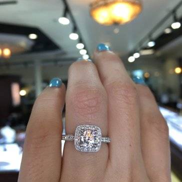 Engagement rings 1000 hot sale to 2000 dollars