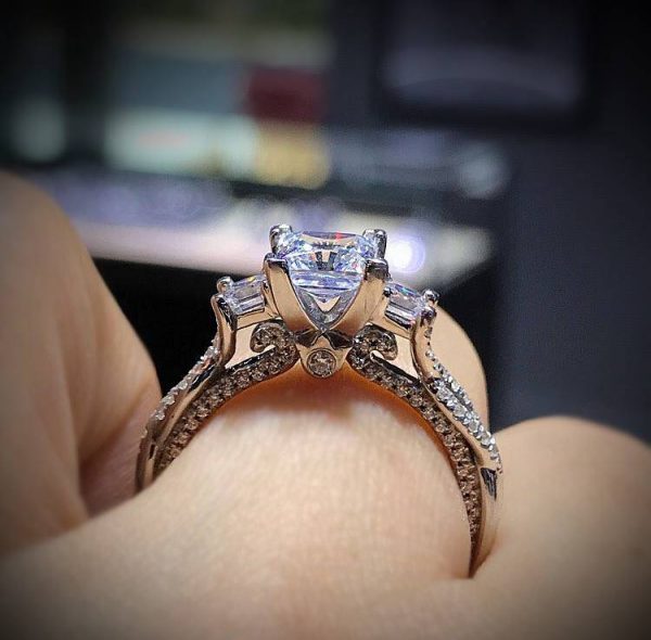 9 Verragio Engagement Ring Details You Need to See - Raymond Lee Jewelers