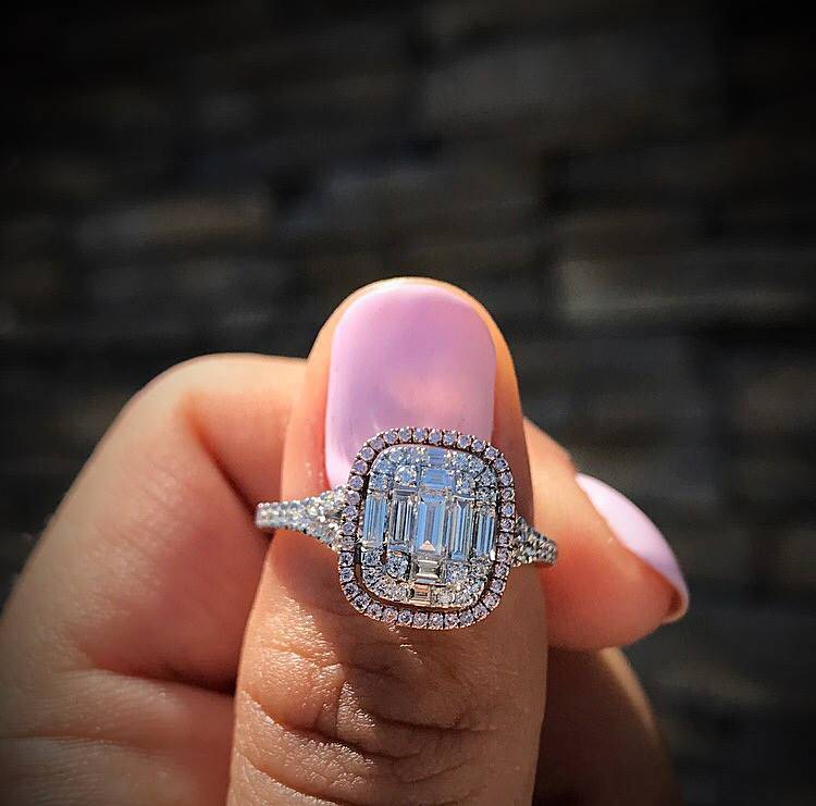 Simon G engagement ring feature Raymond Lee Jewelers