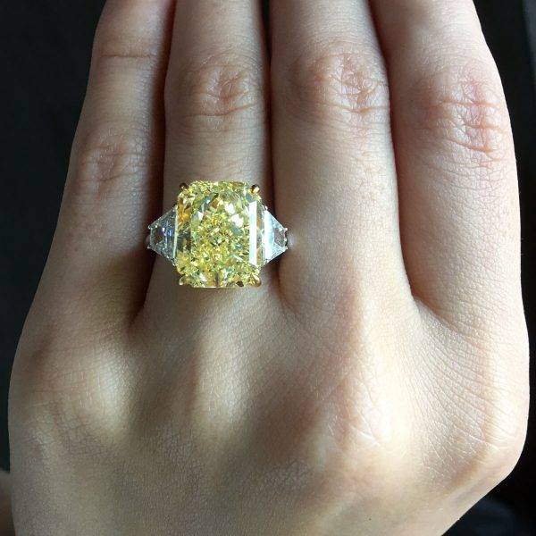 Art Deco Revival 4.46 Carat Round Yellow Diamond Engagement Ring – Bella  Rosa Galleries