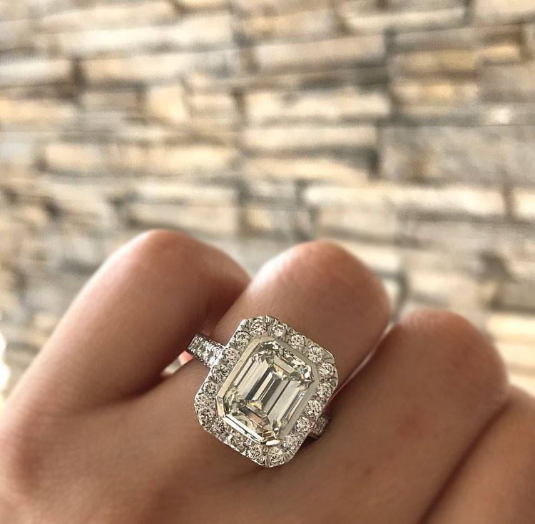 14k Solid Gold Diamond Eternity Ring, Diamond Wedding Ring, Dainty Diamond  Ring, Wedding Band at Rs 10000 | Pave Diamond Ring in Surat | ID:  23645124233