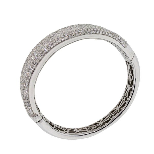 18k White Gold 17.57ctw Diamond Pave Wide Bangle Bracelet