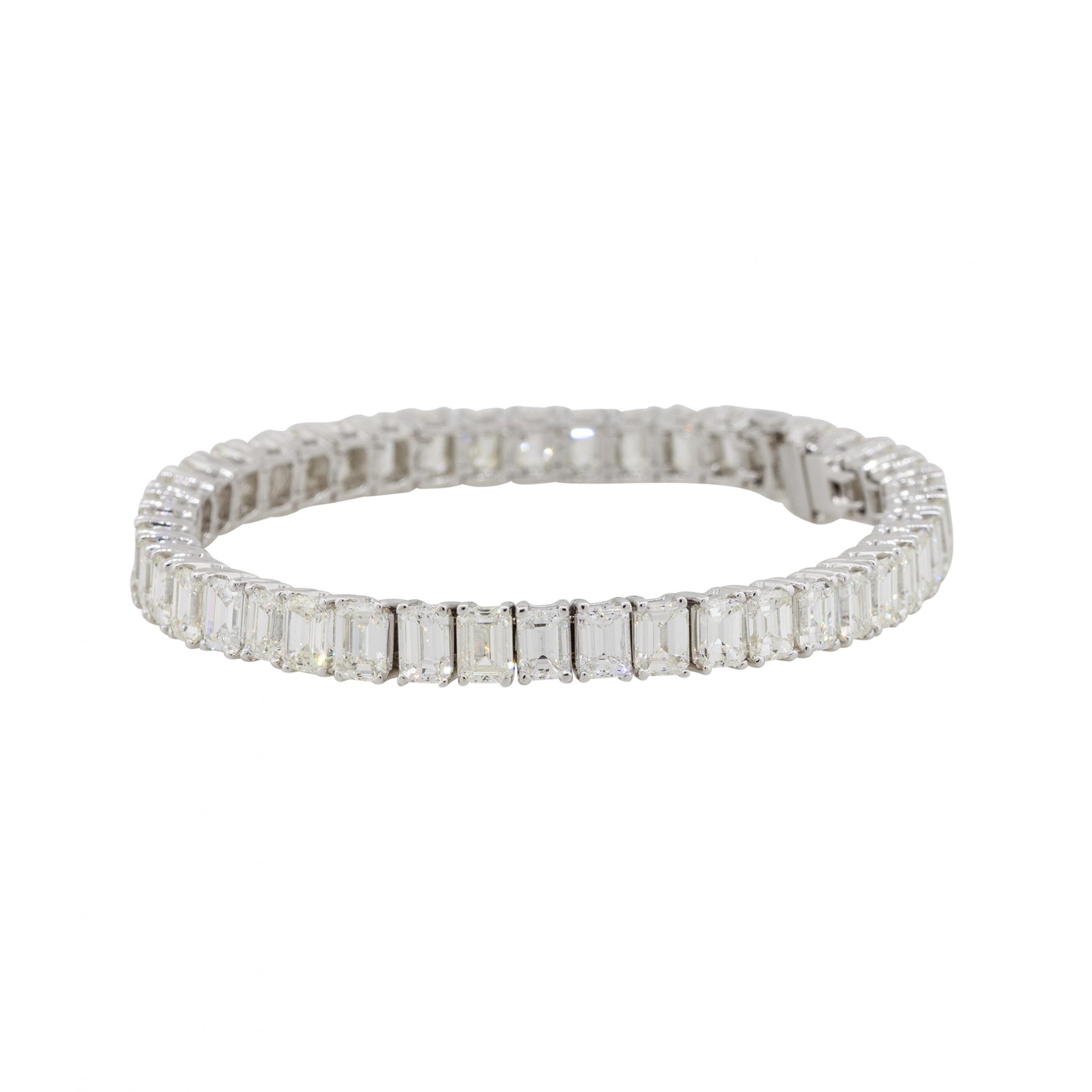 18k White Gold 23.25ctw Emerald Cut Diamond Tennis Bracelet