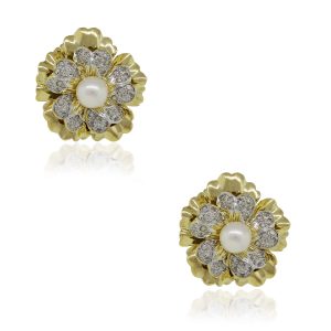 18k Yellow Gold 1.80ctw Diamond Flower Earrings