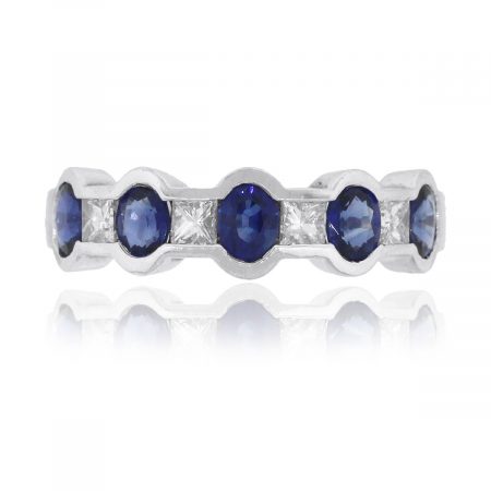18k White Gold 0.20ctw Princess Cut Diamond and Oval Sapphire Ring