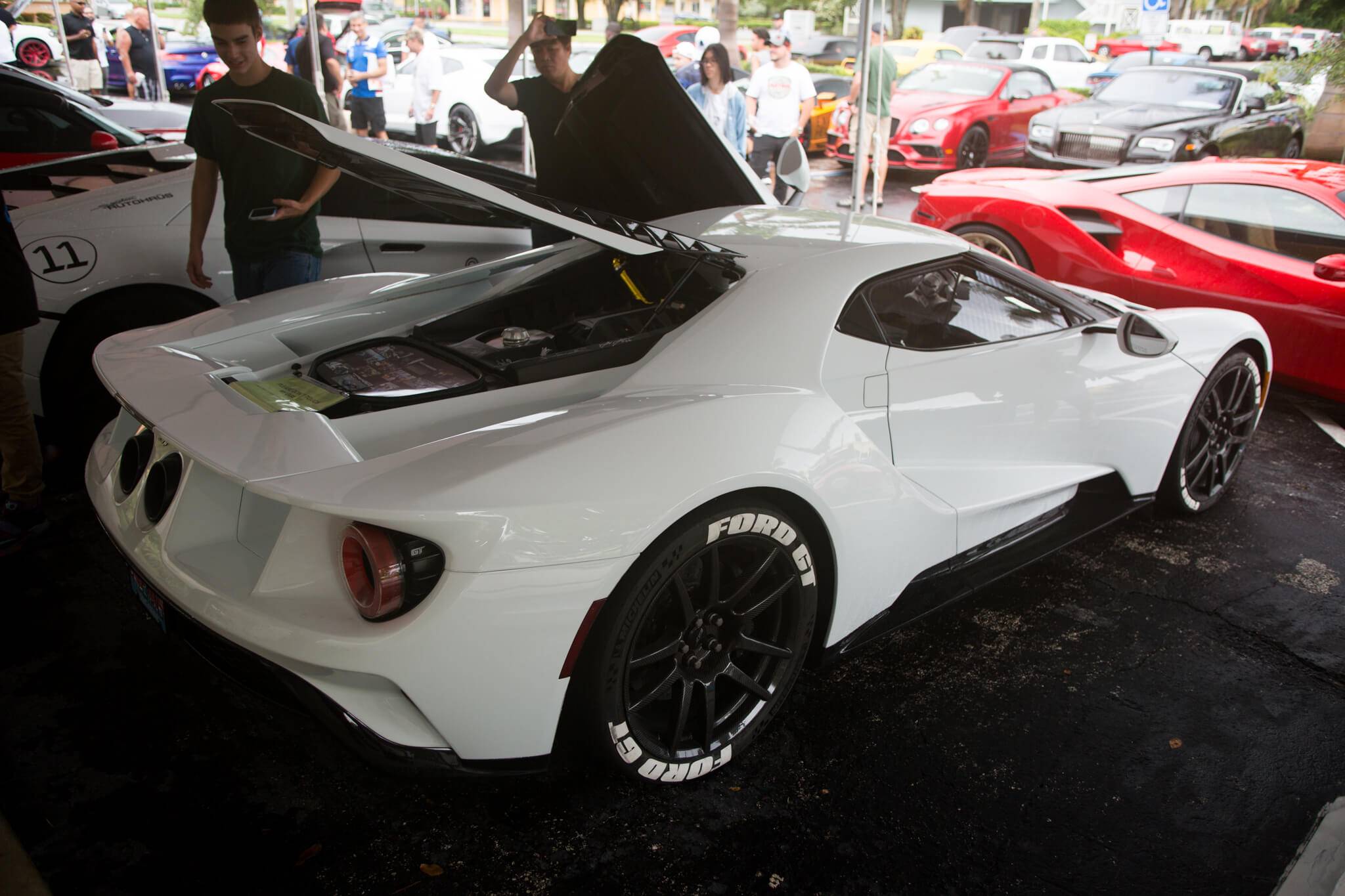 diamonds and donuts car show