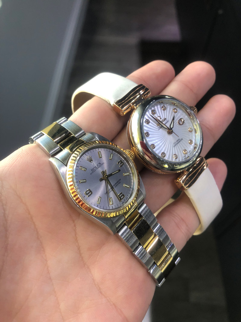 Rolex vs Omega – Comparison of the Two Iconic Swiss Watch Brands ...