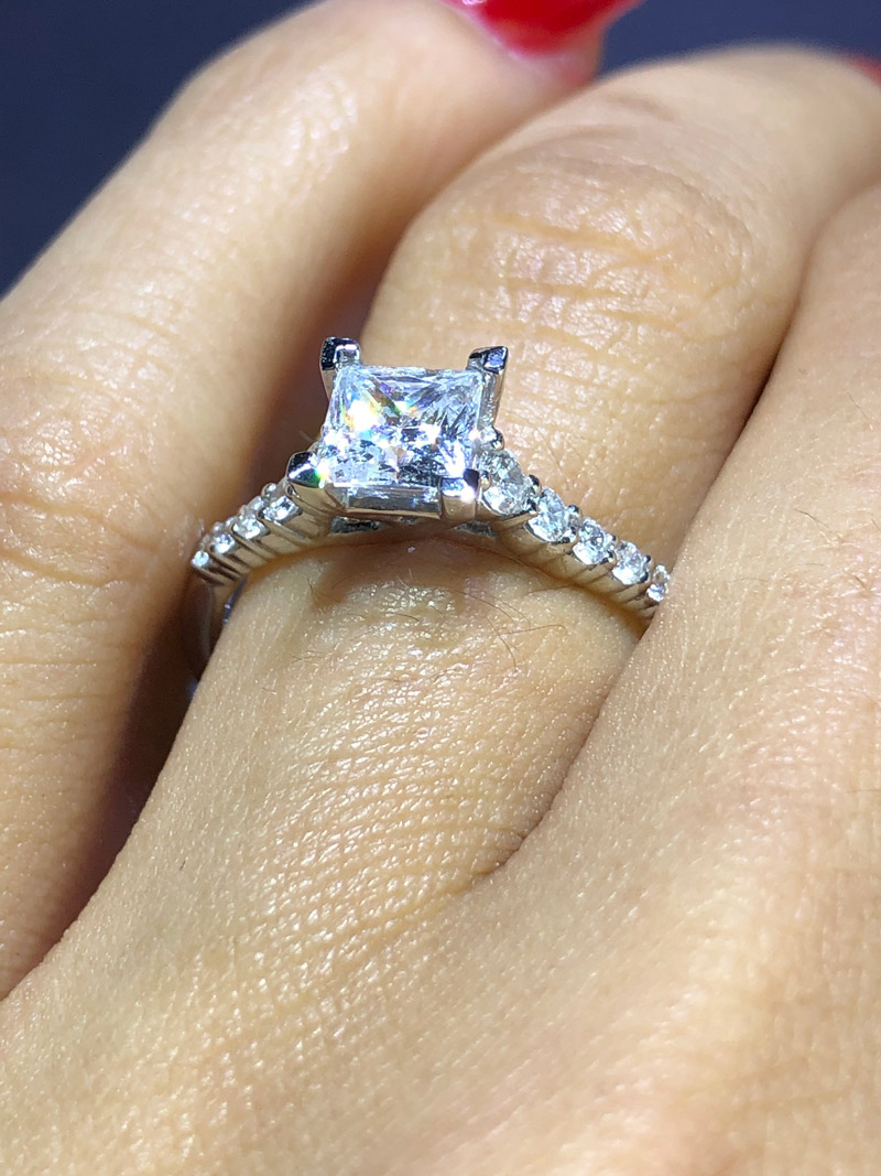 3000-engagement-ring