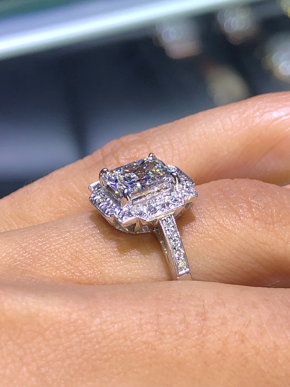 Custom Engagement Ring Feature - Diamonds by Raymond Lee