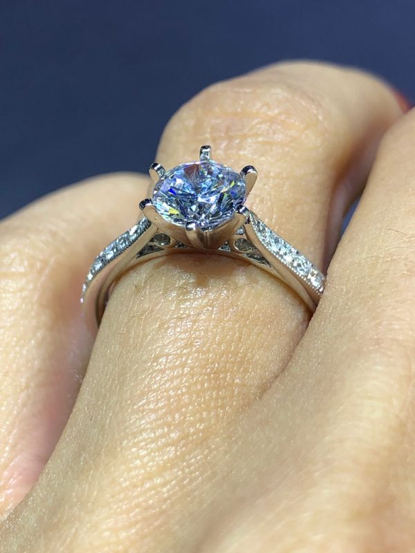 Top 10 Diamond Engagement Rings for Under $3000
