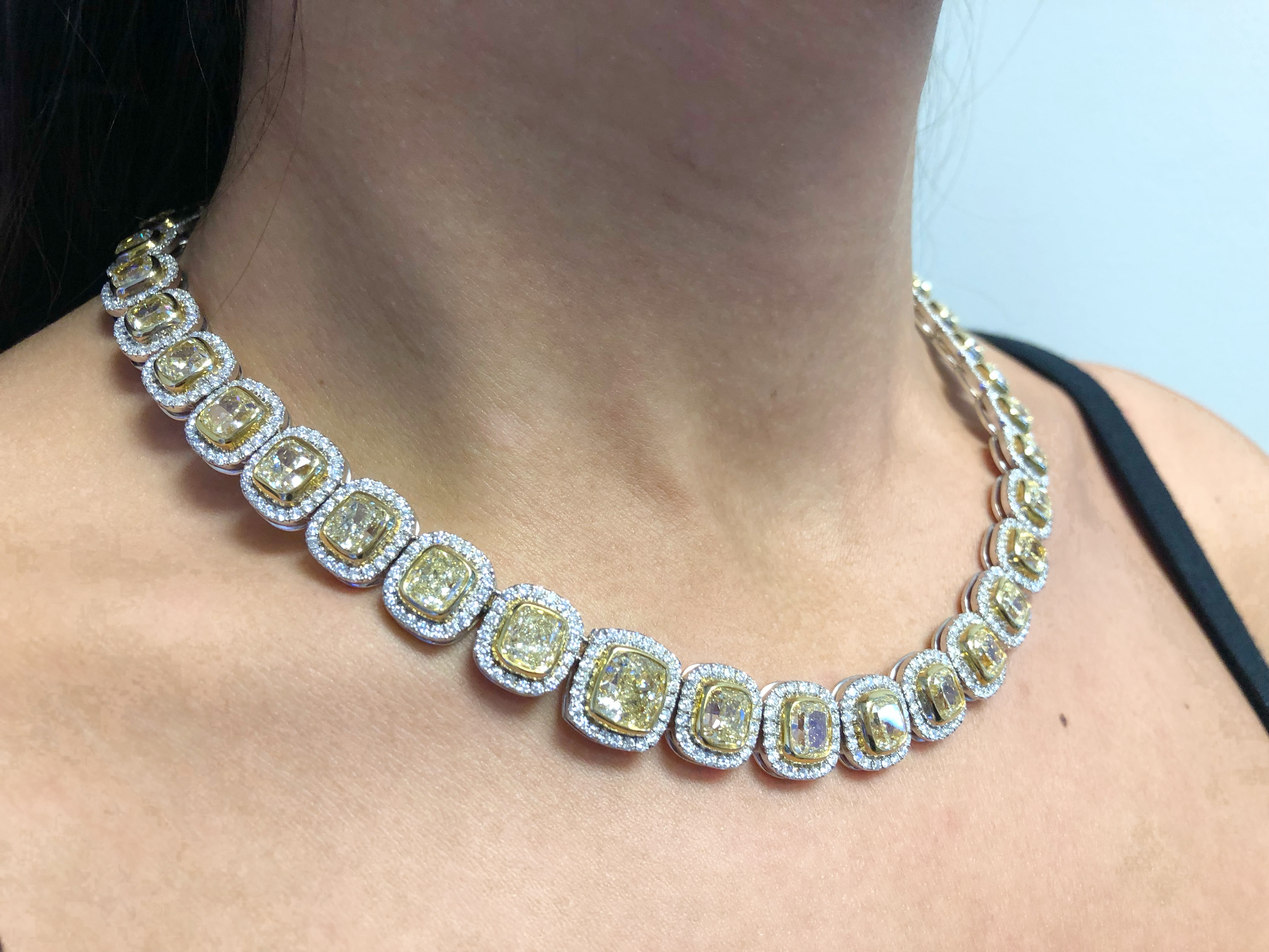 Lady gaga yellow diamond necklace oscars