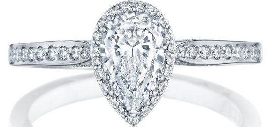 stunning tear drop diamond engagement ring