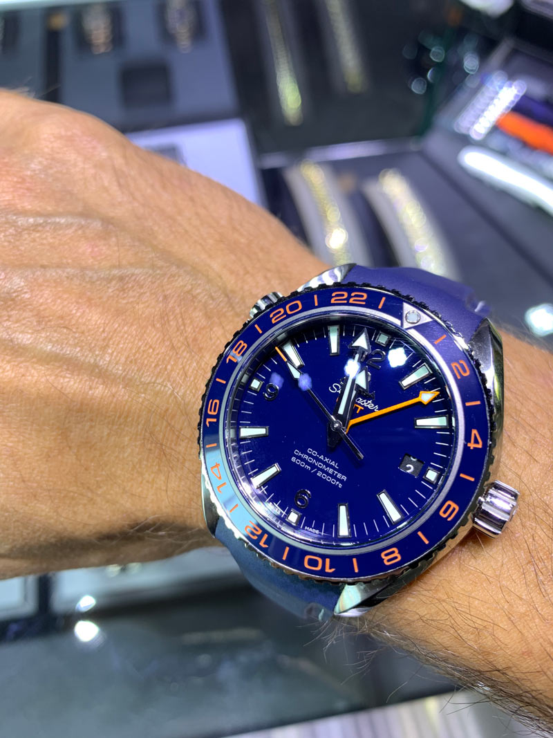 Omega Seamaster Planet Ocean blue Review