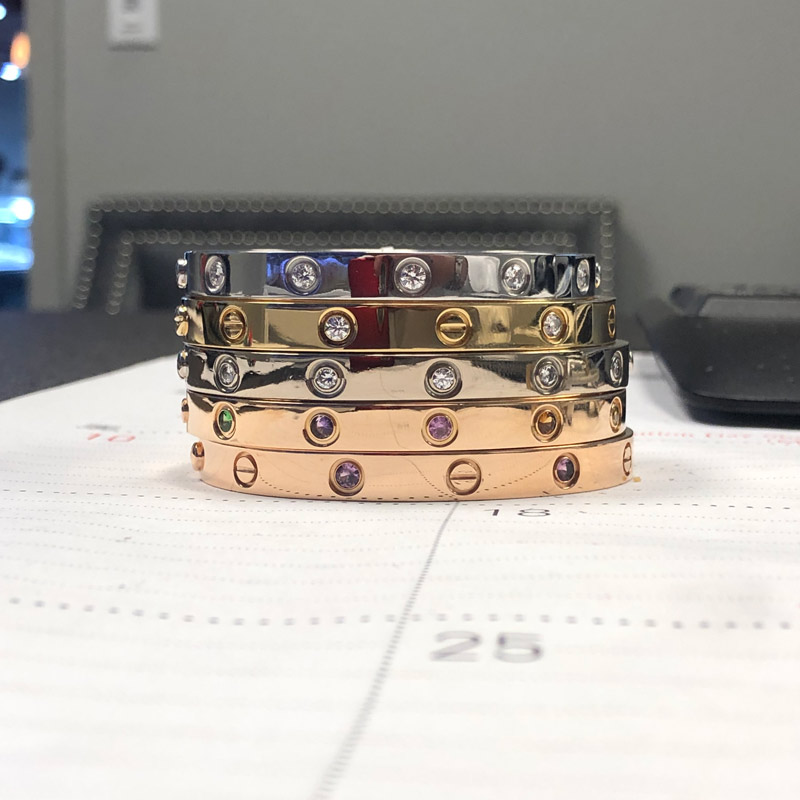 cartier love bracelet most popular color