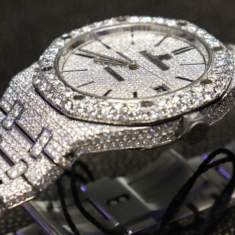 Review: Audemars Piguet Royal Oak Diamond 15400ST Watch – Raymond Lee ...