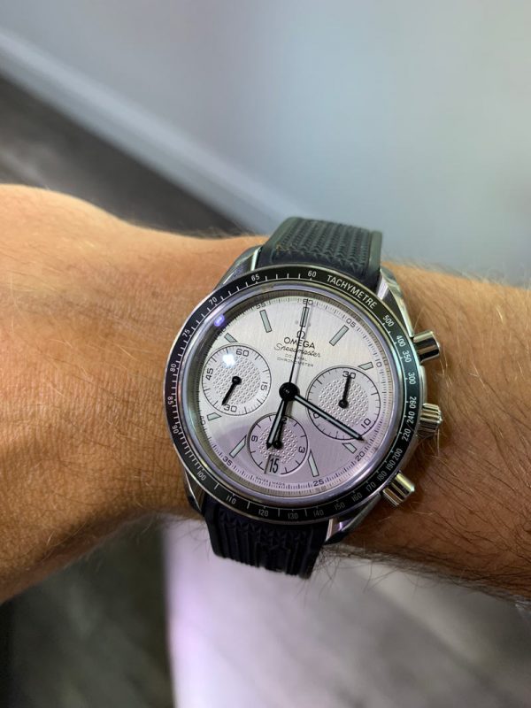 An Indepth Omega Speedmaster Racing Review 40mm, White Dial