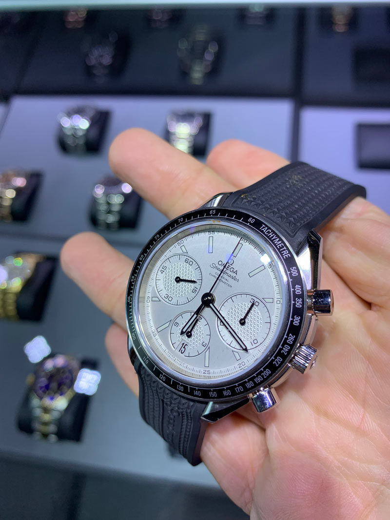 omega speedmaster racing white dial review