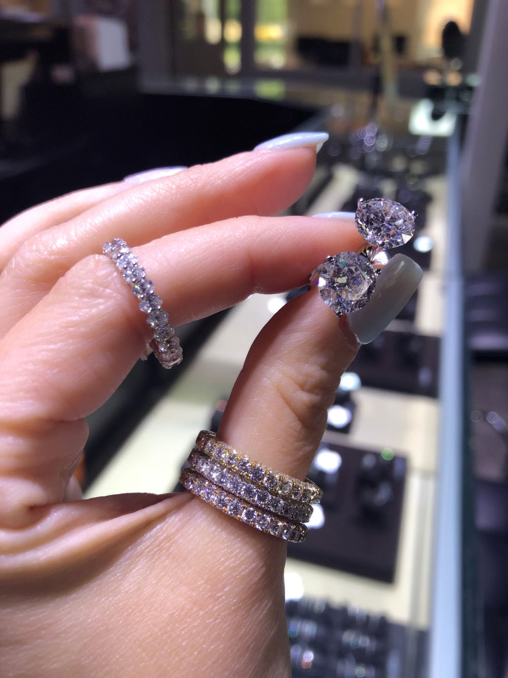 Top 6 Diamond Jewelry Every Woman Should Own – Raymond Lee Jewelers