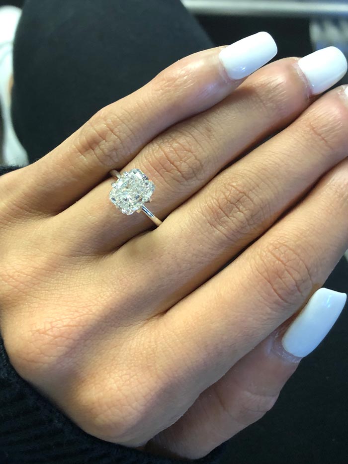 what styles of engagement rings are classic