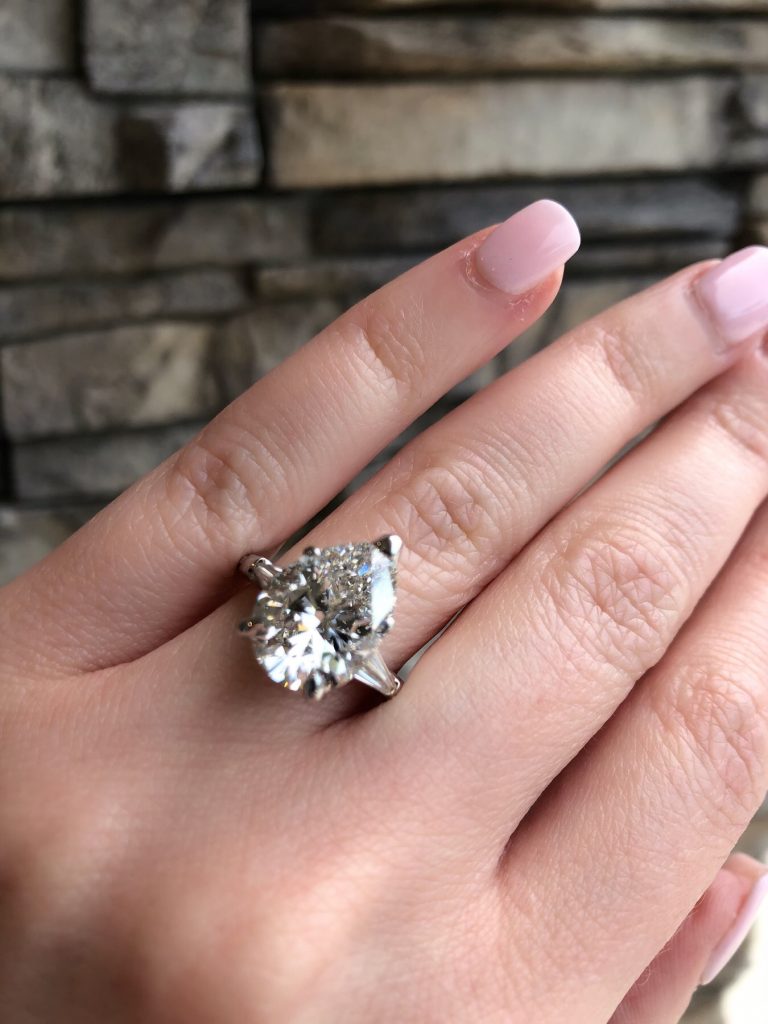 pear cut engagement ring