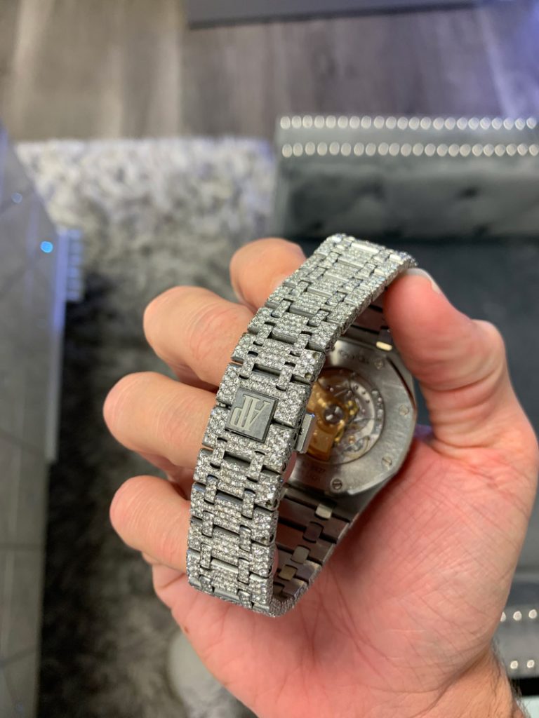 Fake ap hotsell diamond watch