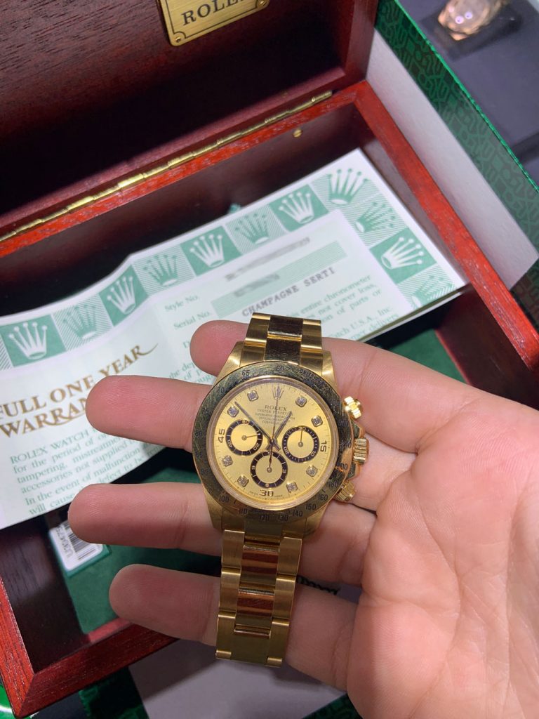 Review of the Zenith Rolex Daytona 16528 Gold Champagne Dial Watch