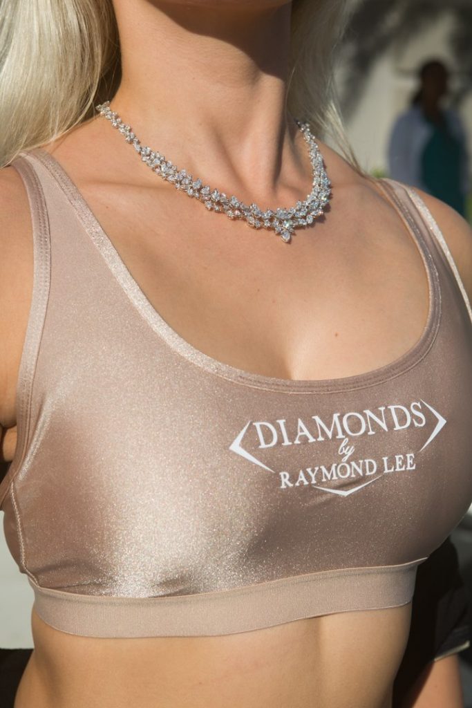 huge diamond necklace