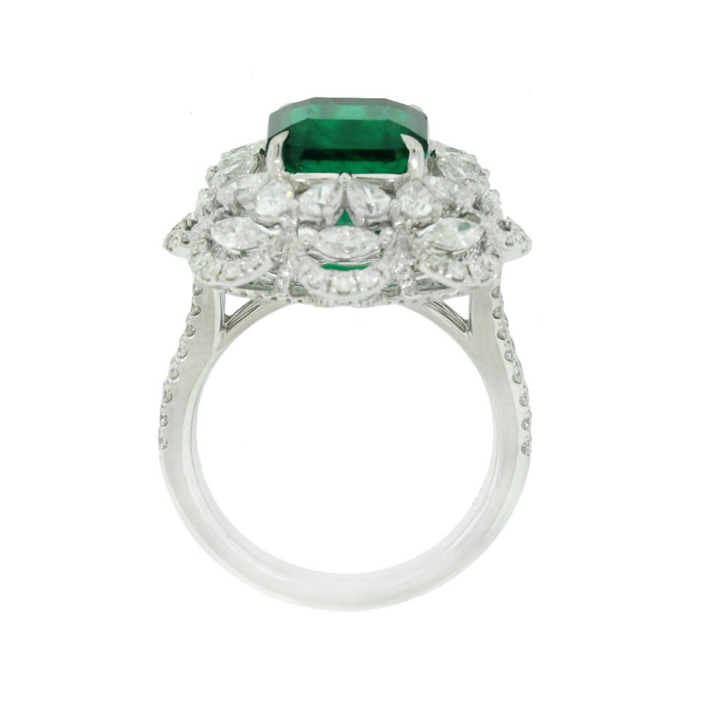 18k White Gold Pave Diamond 4.53ct Emerald Cocktail Ring