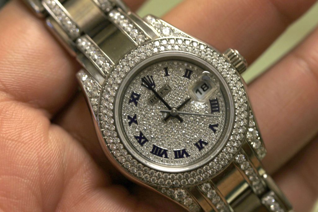 ladies diamond watch review