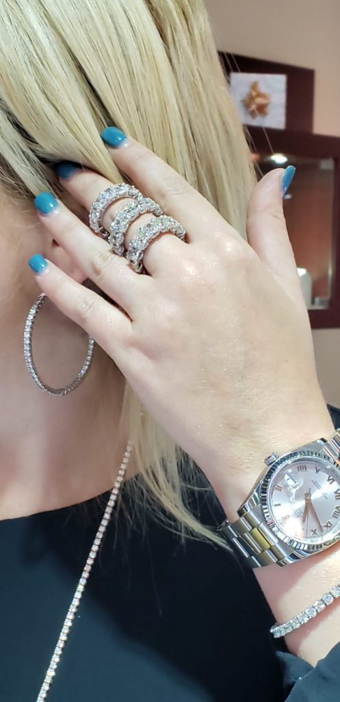 Comparing Rolex Bracelet Options - Raymond Lee Jewelers