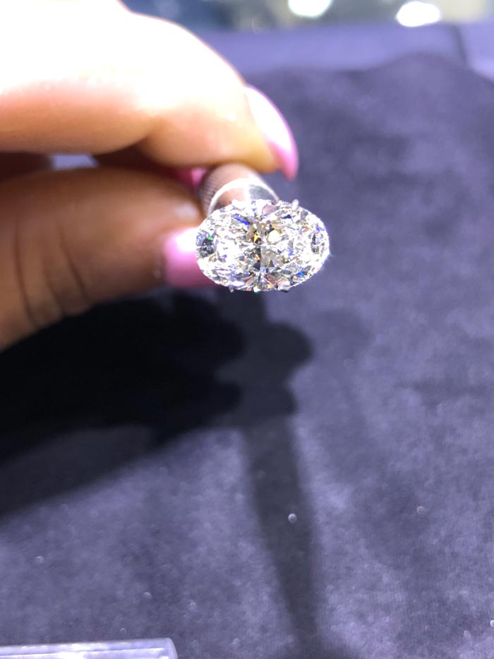 tips for buying oval diamond rings