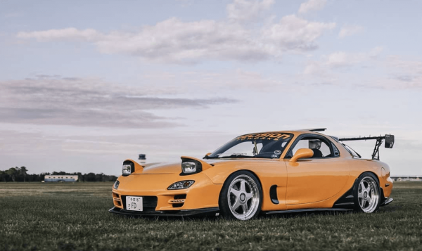 Chris Carreno's Insane Fully-Built Fire-Breathing Mazda RX-7 FD