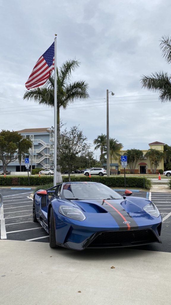 blue 2019 ford gt carbon edition