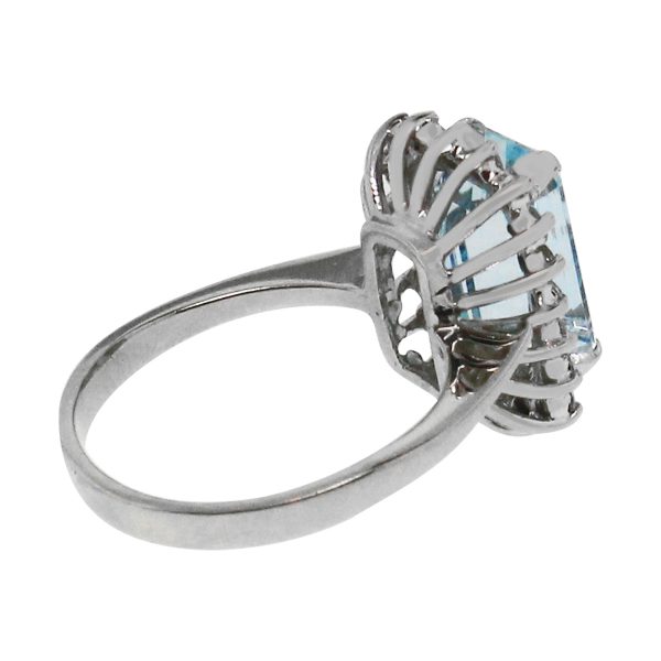 Aquamarine diamond ring