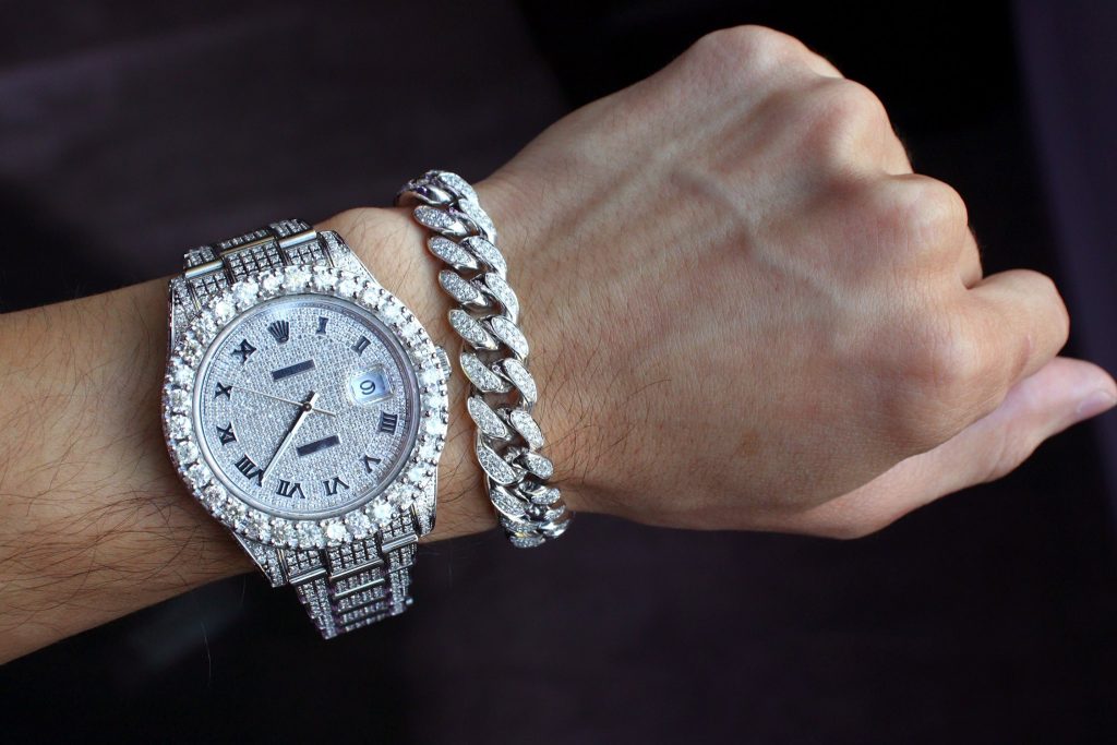 Cartier cuban 2024 link bracelet