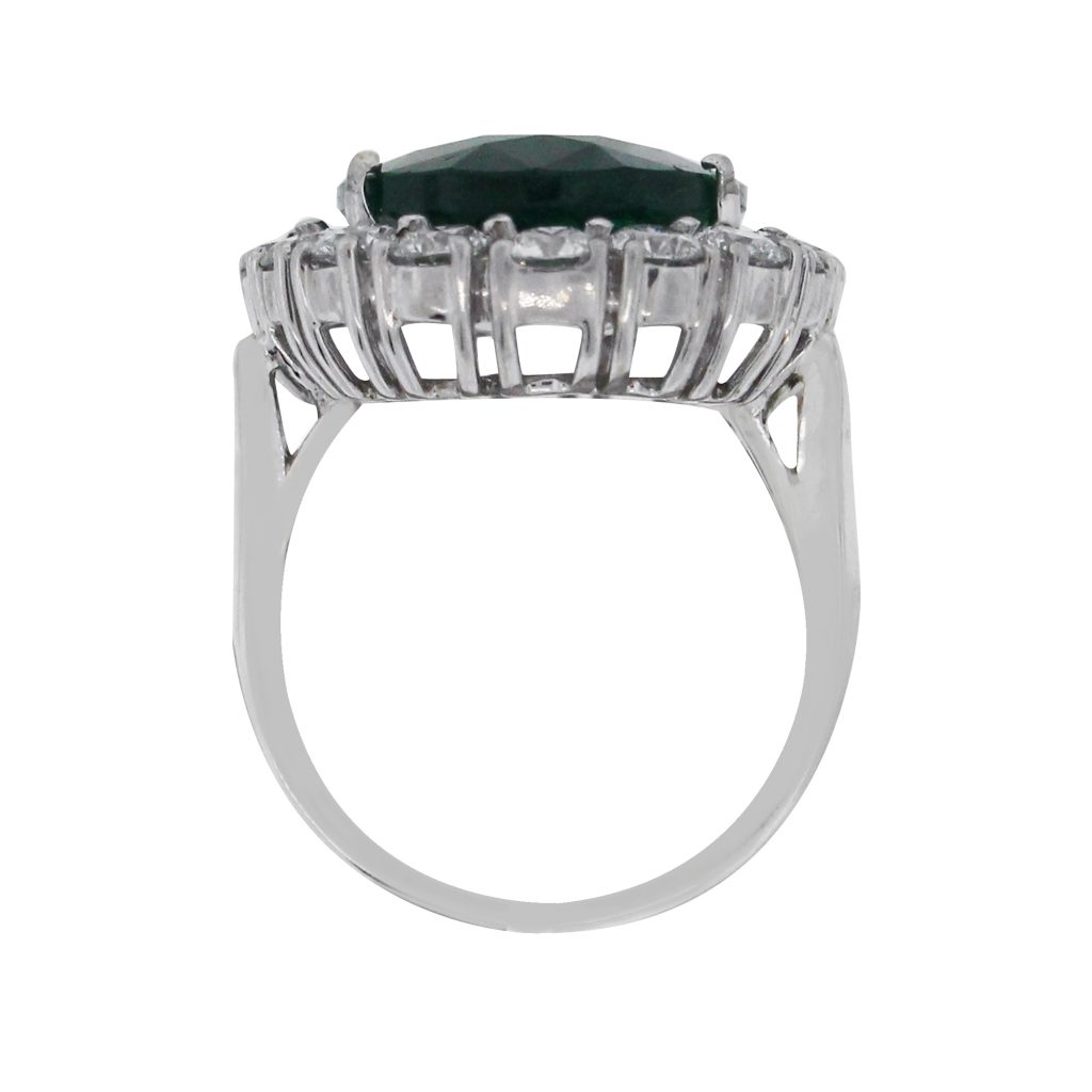 Emerald diamond Ring