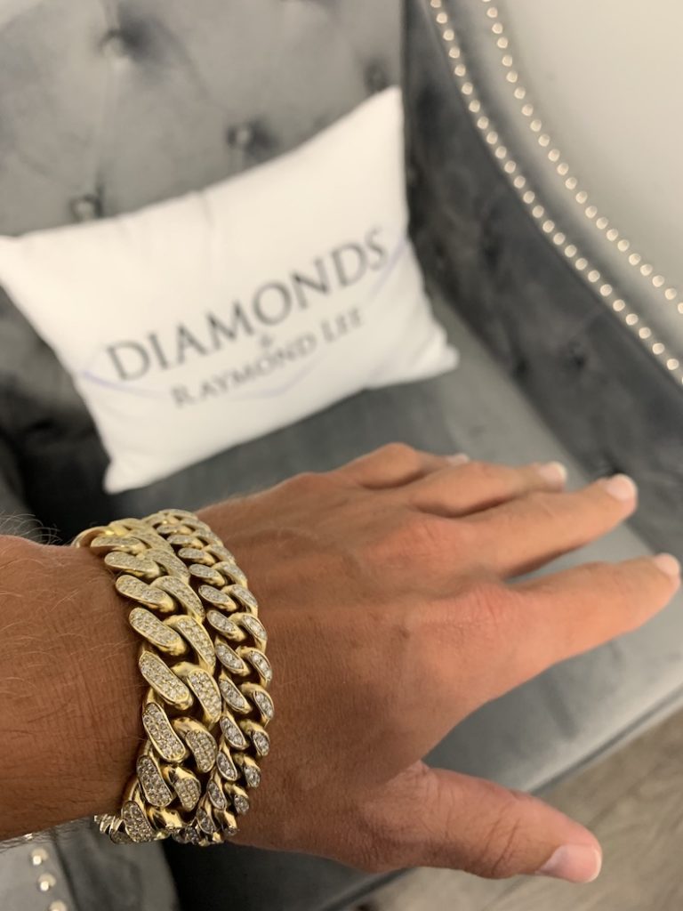 2 Timeless Luxury Gold Bracelets Every Man Should Own