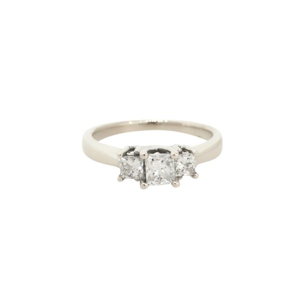 18k White Gold 1.0ctw Diamond 3 Stone Engagement Ring