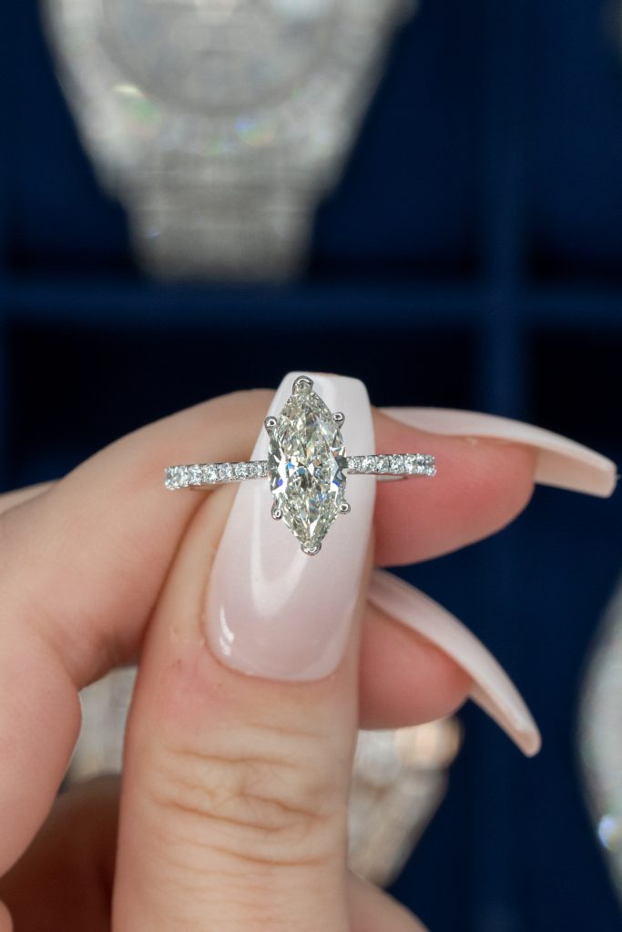 2 CT diamond Engagement Ring