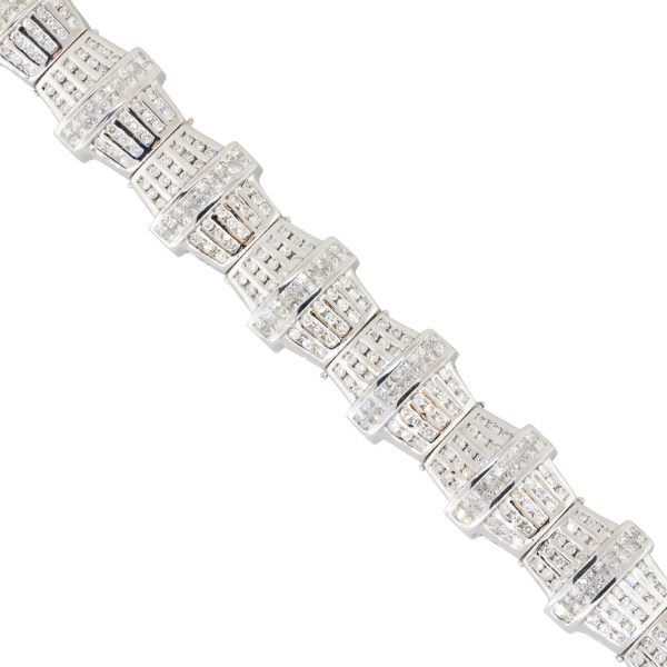14k White Gold 21.40ctw Bezel Set Diamond Pillar Bracelet