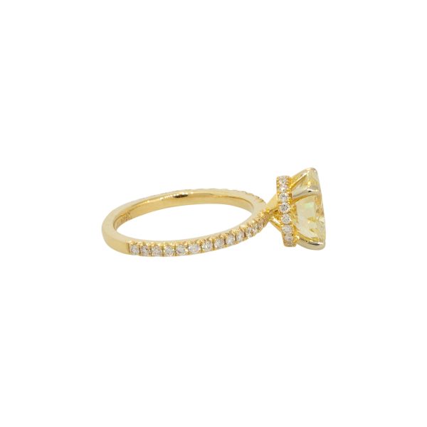 18k Yellow Gold 3.29ctw Round Brilliant Diamond Engagement Ring