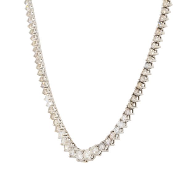 14k White Gold 9.5ctw Graduated Diamond Tennis Necklace