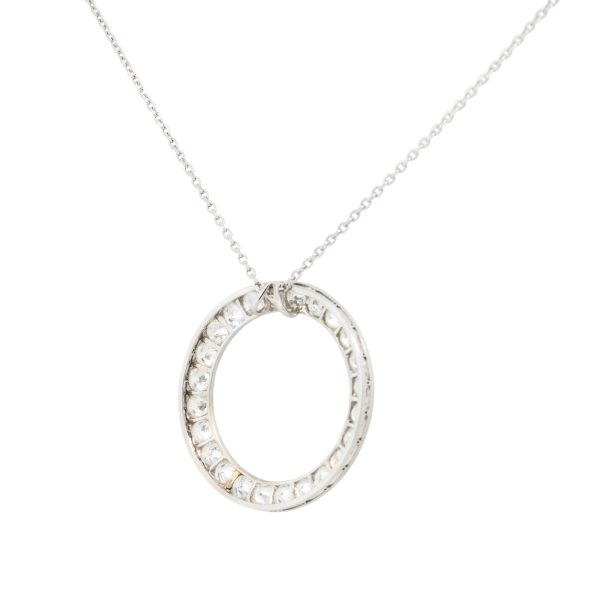 14k White Gold Diamond Circle Pendant On Chain
