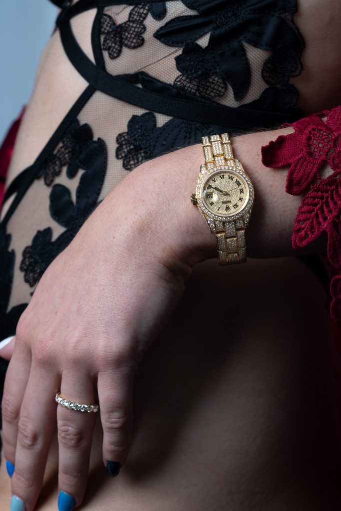 iced out Rolex lady Datejust watch with round brilliant diamonds